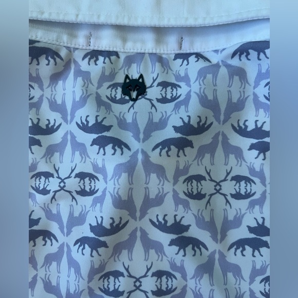 Greyson wolf polo great shape great design. Retails over 100.00 - Picture 3 of 4